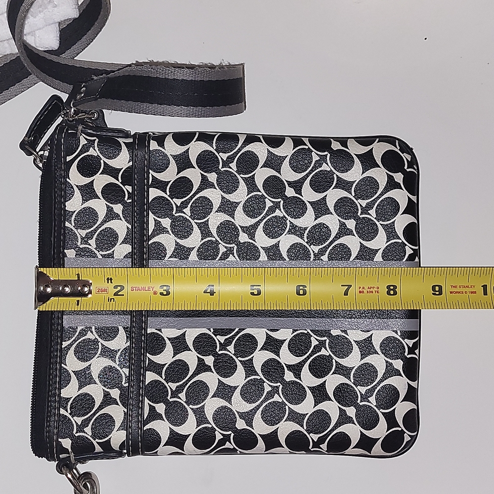 Coach leather crossbody tri color bag in black, gray, white, EUC - Picture 7 of 7